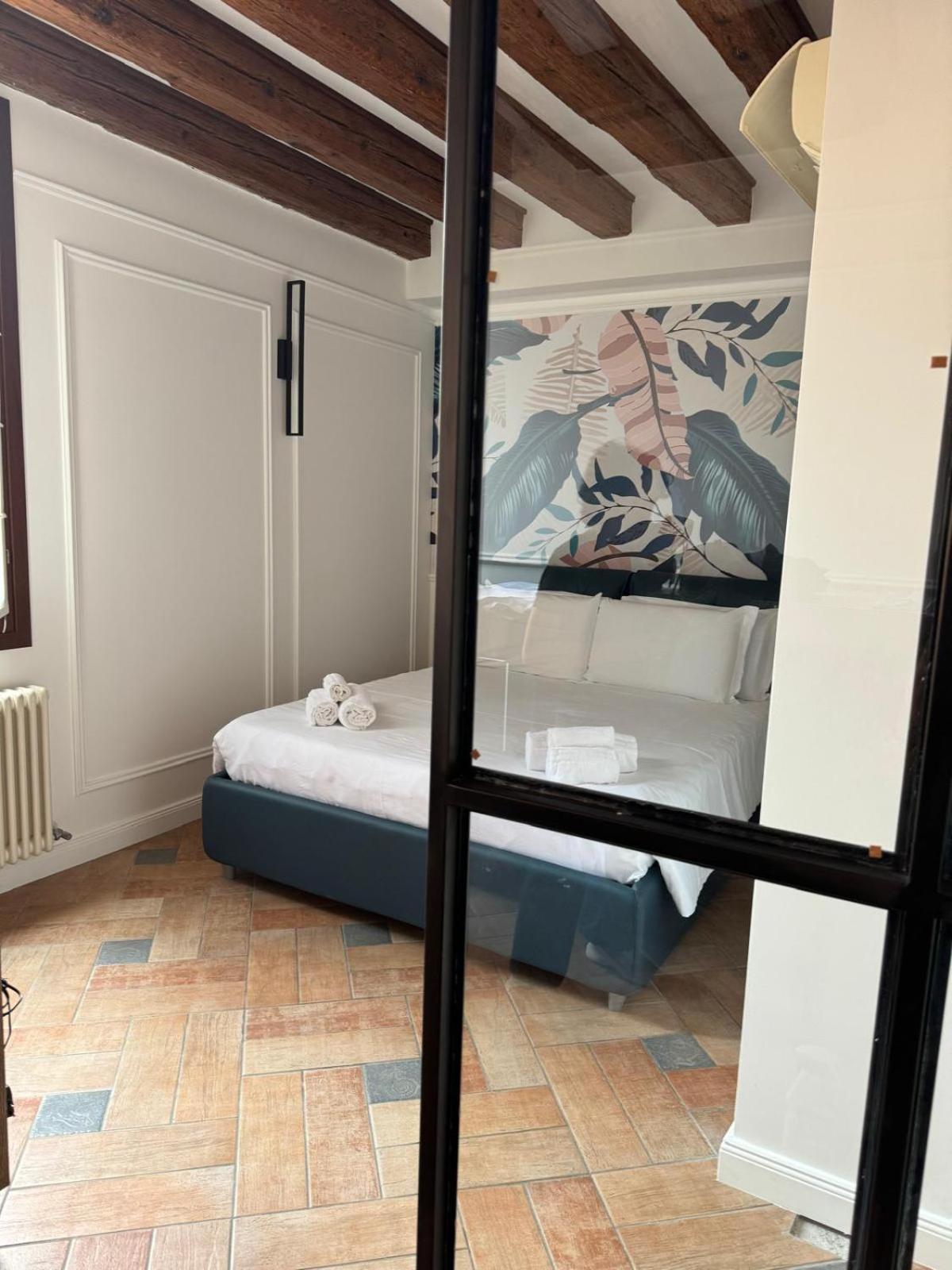 Locanda Ca' Leon Венеция Экстерьер фото