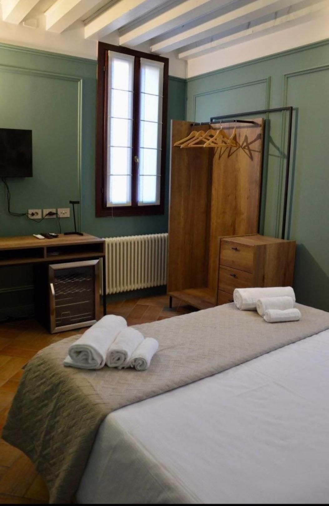 Locanda Ca' Leon Венеция Экстерьер фото